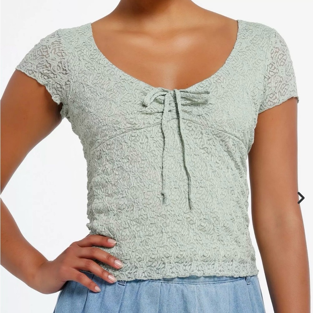 ❌sold❌ Almost Famous Light Green Lace Girls Top | Small 🧚